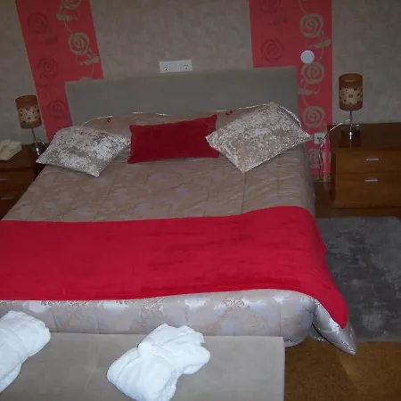 Otel Santa Apolonia