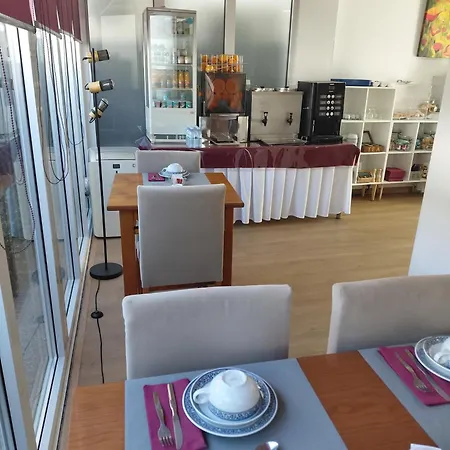 Santa Apolonia Hotell