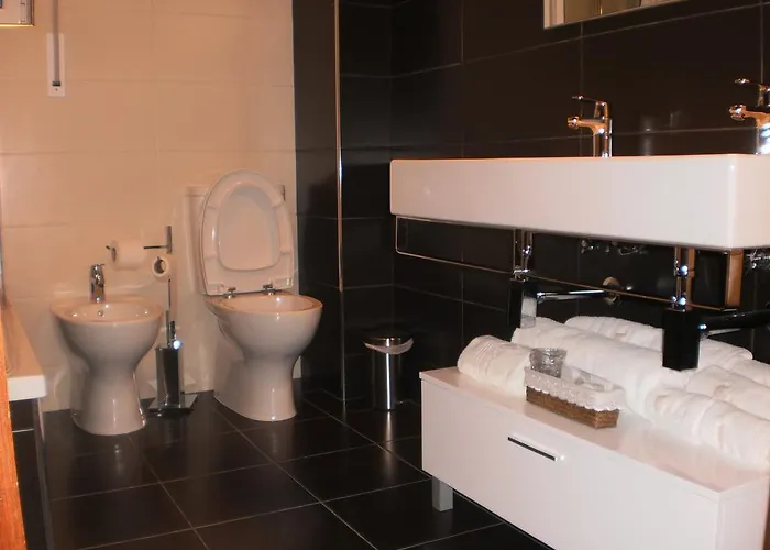 Hotel Santa Apolonia 3*